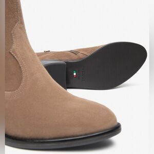 Nero Giardini Tan Suede Mid Calf Heeled Boots Made in Italy Fall Winter Leather
